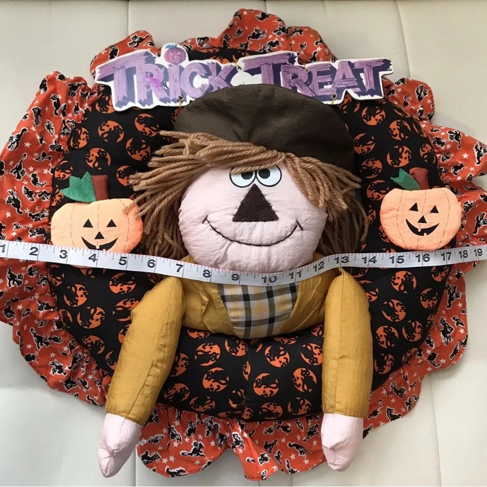 Halloween Scarecrow Door Wreath Trick or Treat Pumpkin Fall Decor 20 in